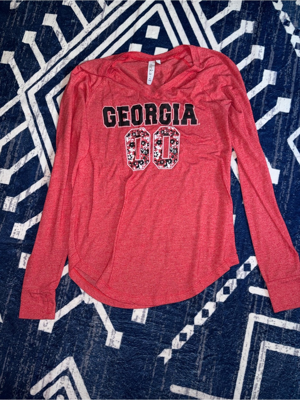 Georgia Women's Red Long-Sleeve V-Neck Tee Georgia UGA Bulldogs GO DAWGS
